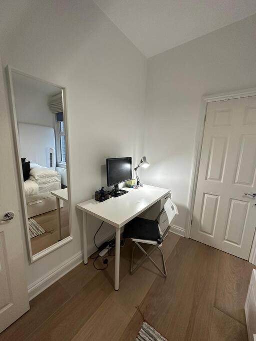 Lovely 2 Bedroom Ground Floor Flat With Garden. London Ngoại thất bức ảnh