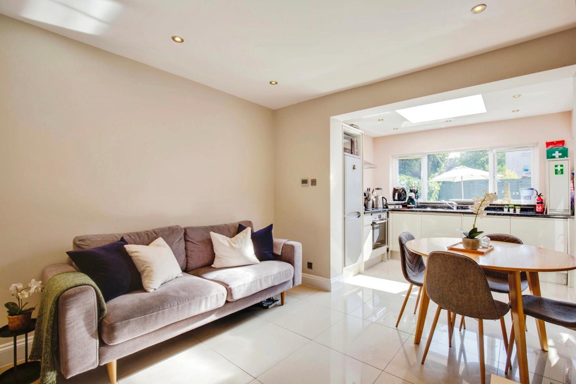Lovely 2 Bedroom Ground Floor Flat With Garden. London Ngoại thất bức ảnh