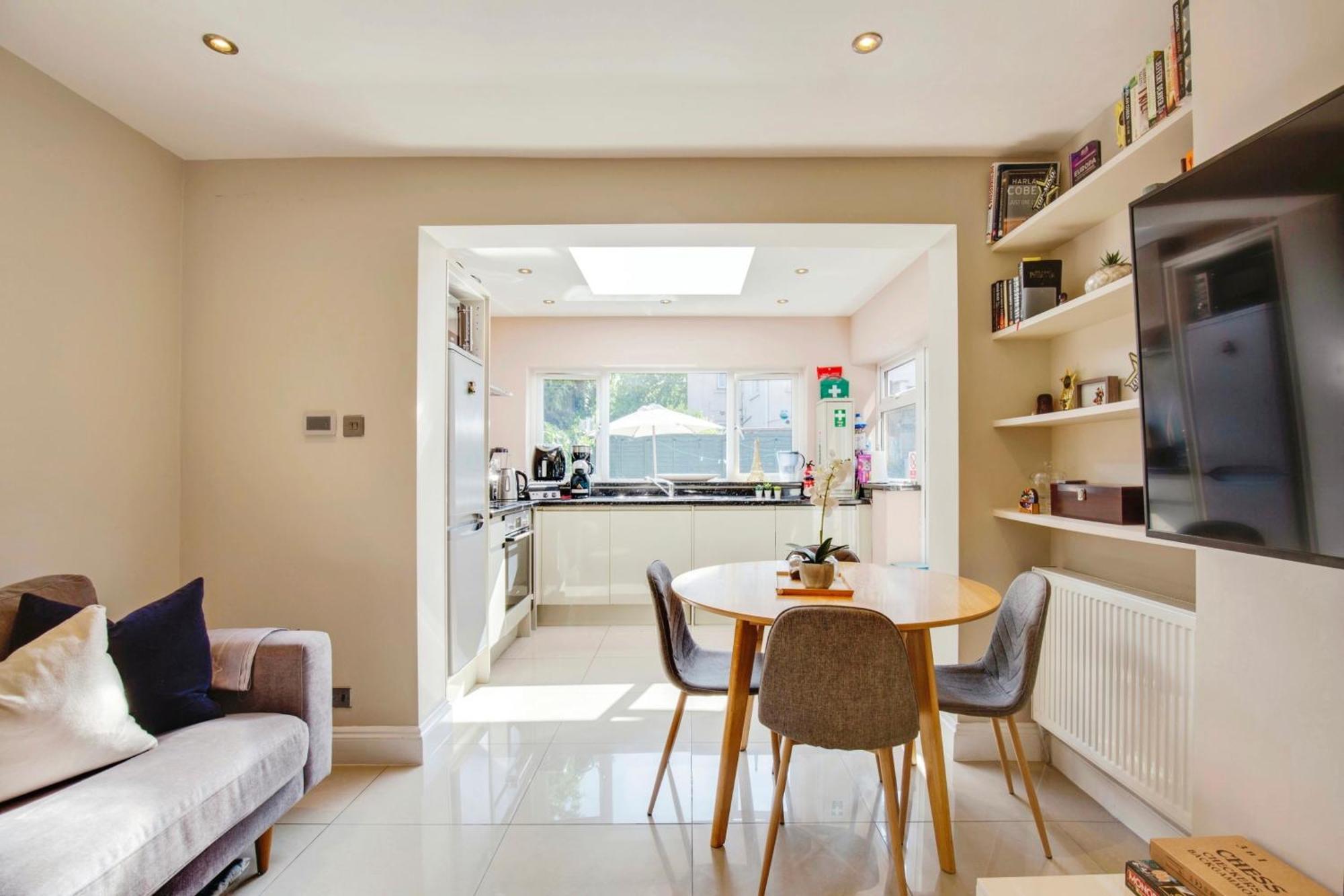 Lovely 2 Bedroom Ground Floor Flat With Garden. London Ngoại thất bức ảnh