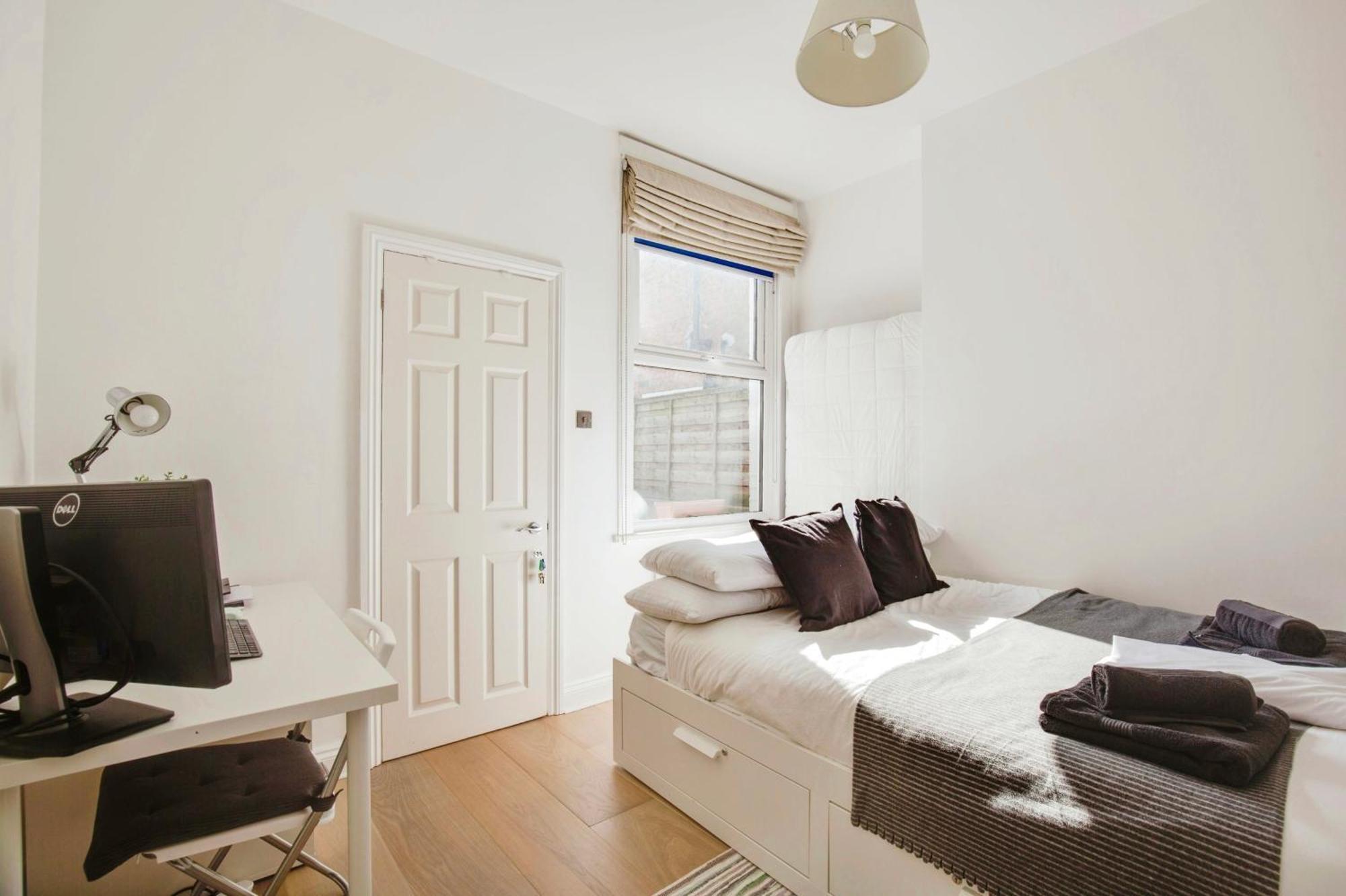 Lovely 2 Bedroom Ground Floor Flat With Garden. London Ngoại thất bức ảnh